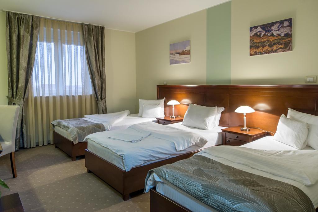 Garni Hotel Semlin B&B Belgrado Kamer foto